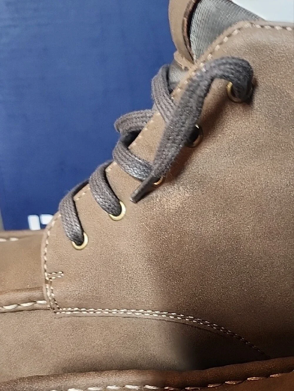 Dockers Men's Brown Lace-Up Chukka Boots